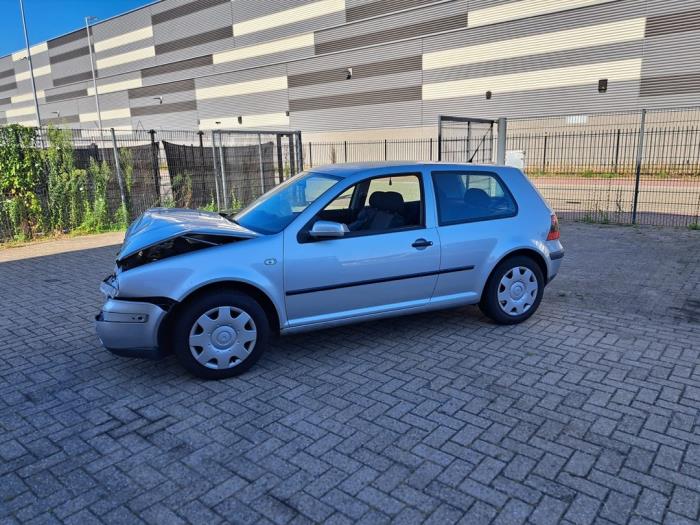 Volkswagen Golf IV 1.6 16V Sloopvoertuig (2001, Grijs)