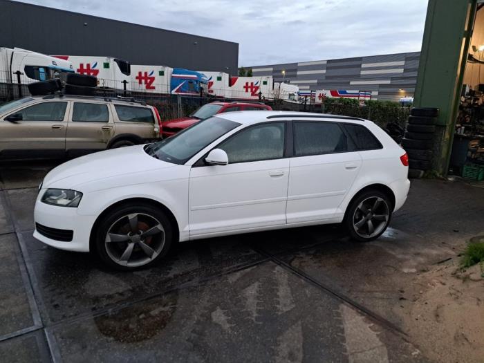 Audi A3 Sportback 1.4 TFSI 16V Sloopvoertuig (2010, Wit)