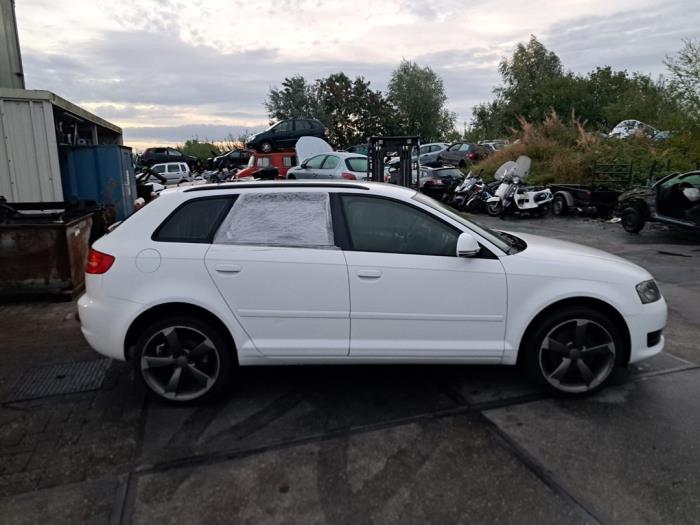 Audi A3 Sportback 1.4 TFSI 16V Sloopvoertuig (2010, Wit)