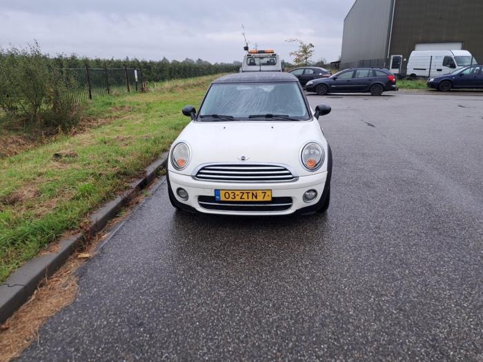 Mini Cooper Sloopvoertuig (2009, Wit)