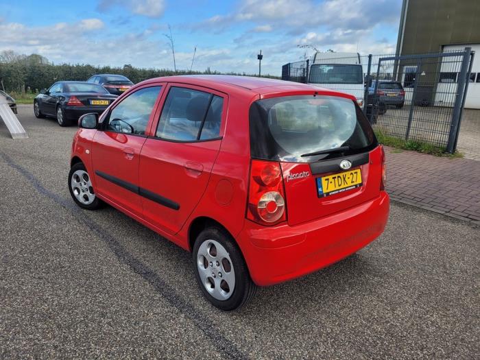Kia Picanto 1.1 12V Sloopvoertuig (2010, Rood)