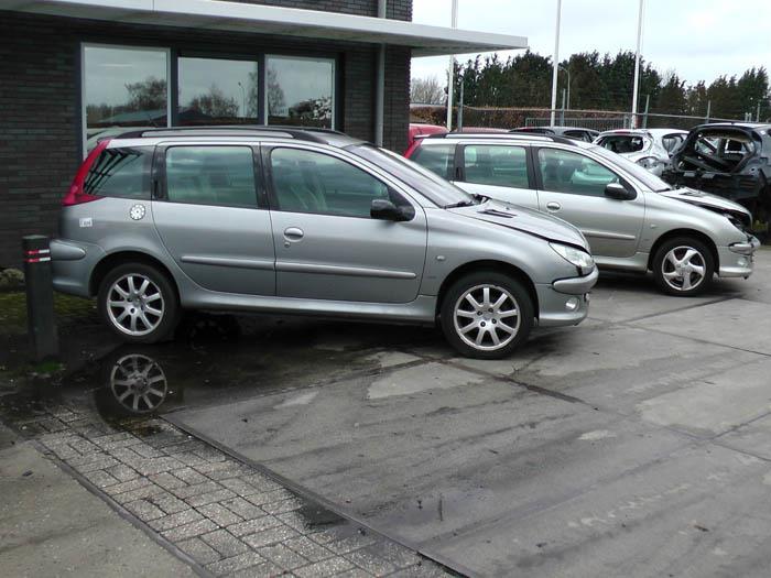 Peugeot 206 SW 2.0 GTi 16V Sloopvoertuig (2003, Grijs)