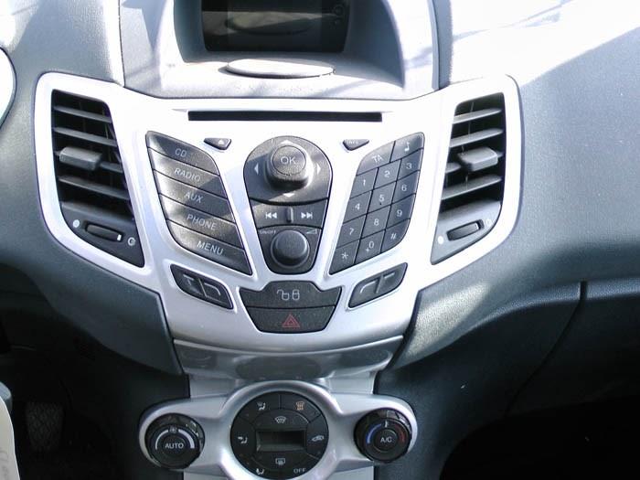 Ford Fiesta 6 1.25 16V Sloopvoertuig (2009, Rood)