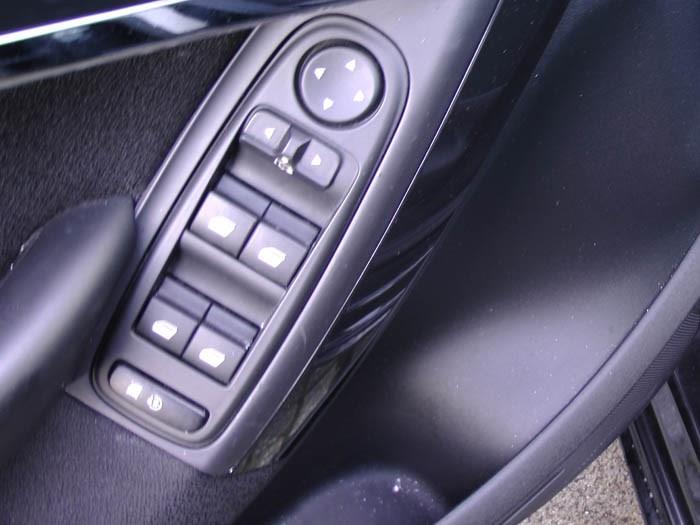 Citroen C4 Picasso 1.6 16V VTi 120 Sloopvoertuig (2011, Zwart)