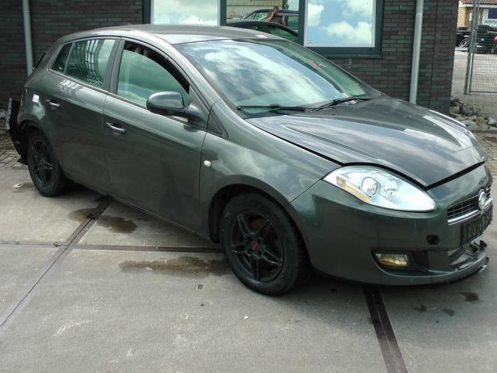 Fiat Bravo 1.4 T-Jet 16V 120 Sloopvoertuig (2008, Grijs)