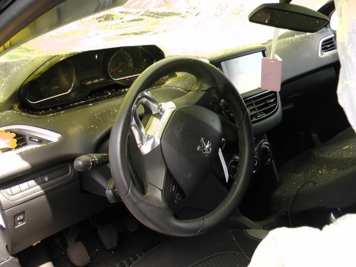 Peugeot 208 I 1.2 Vti 12V PureTech 82 Sloopvoertuig (2014, Blauw)