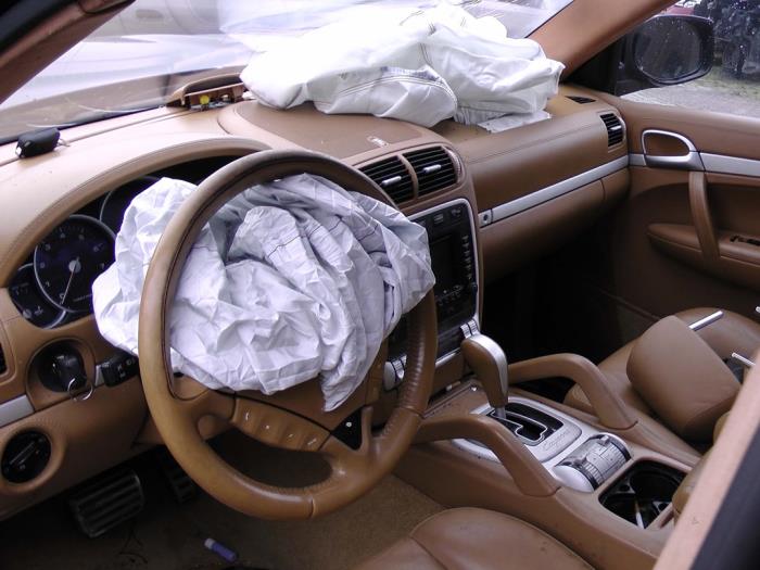 Porsche Cayenne 4.8 V8 32V Turbo Sloopvoertuig (2007, Zwart)