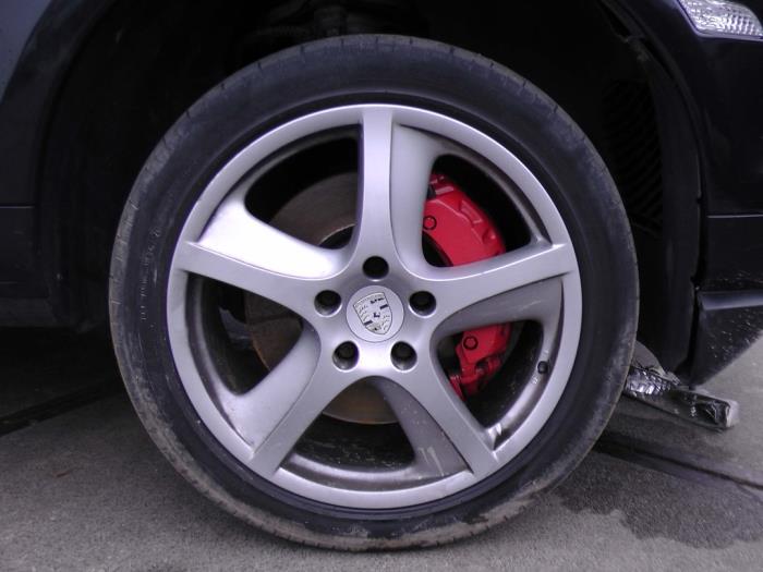 Porsche Cayenne 4.8 V8 32V Turbo Sloopvoertuig (2007, Zwart)