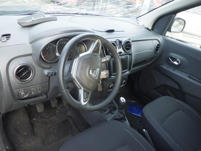 Dacia Lodgy 1.6 Sce 100 16V Sloopvoertuig (2019, Blauw)