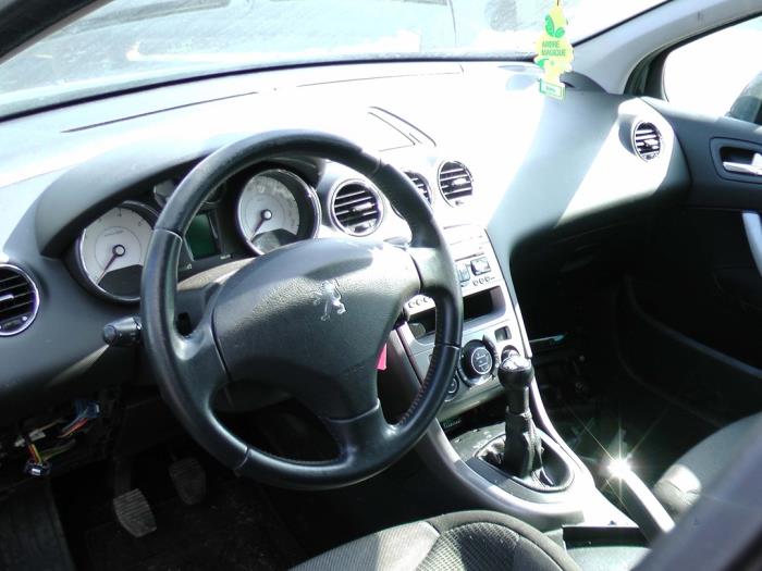 Peugeot 308 1.6 VTI 16V Sloopvoertuig (2010, Zwart)