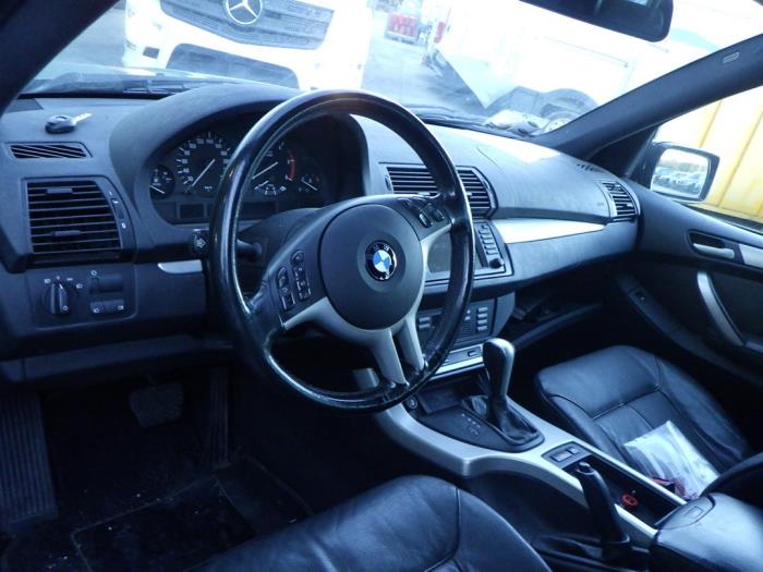 BMW X5 3.0d 24V Sloopvoertuig (2003, Zwart)