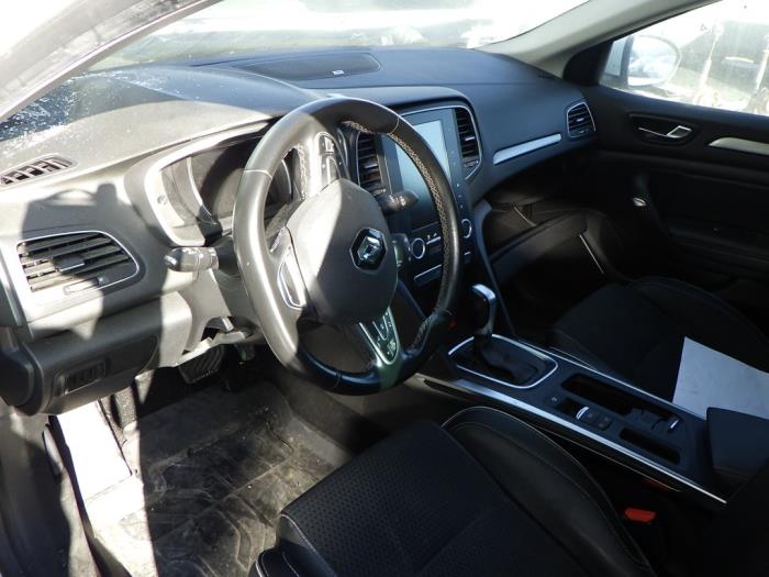 Renault Megane IV Estate 1.5 Energy dCi 110 Sloopvoertuig (2018, Wit)