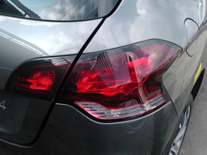 Citroen DS 4/DS 4 Crossback 1.6 16V THP 165 Sloopvoertuig (2015, Grijs)