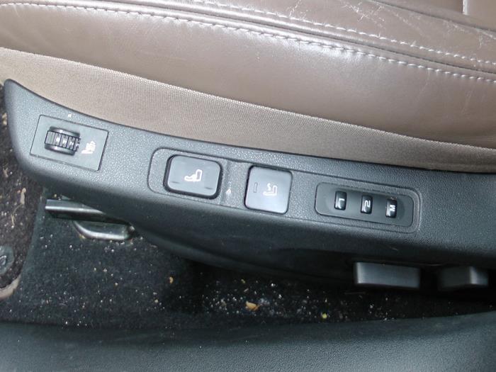 Citroen DS 4/DS 4 Crossback 1.6 16V THP 165 Sloopvoertuig (2015, Grijs)