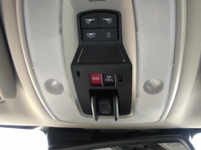 Volvo V70 2.4 D5 20V AWD Sloopvoertuig (2015, Zwart)