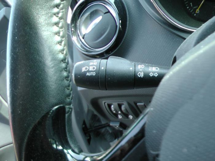 Renault Captur 0.9 Energy TCE 12V Sloopvoertuig (2014, Grijs)