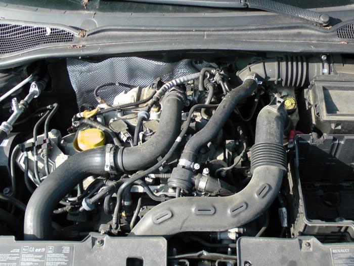 Renault Clio IV 0.9 Energy TCE 90 12V Sloopvoertuig (2013, Zwart)