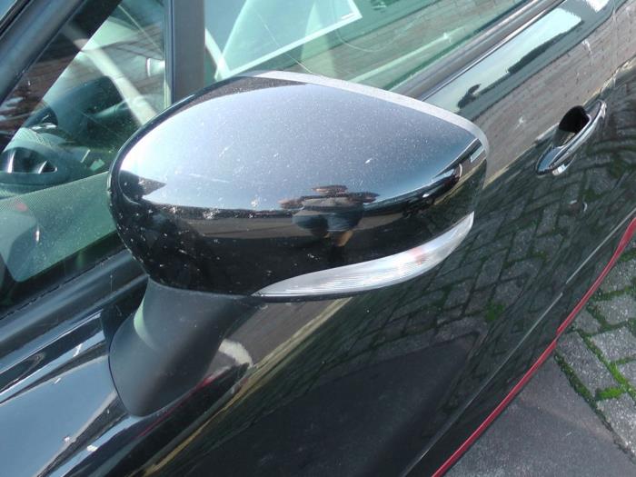 Renault Clio IV 0.9 Energy TCE 90 12V Sloopvoertuig (2013, Zwart)