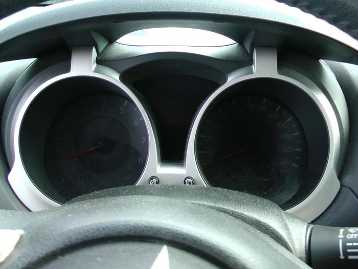 Nissan Juke 1.6 16V Sloopvoertuig (2012, Grijs)