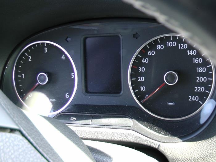 Volkswagen Polo V 1.6 TDI 16V 90 Sloopvoertuig (2013, Grijs)