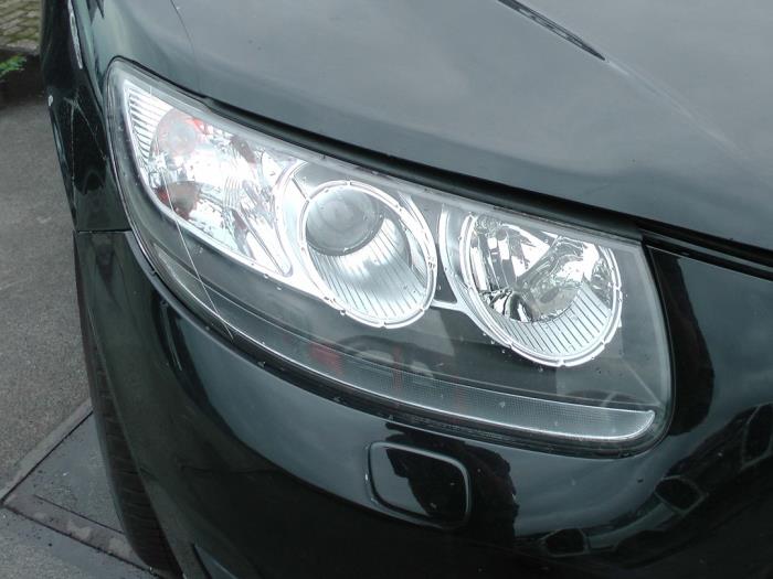 Hyundai Santa Fe II 2.4 16V 4x4 Sloopvoertuig (2011, Zwart)