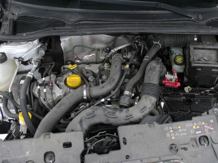 Renault Clio IV 0.9 Energy TCE 90 12V Sloopvoertuig (2016, Wit)