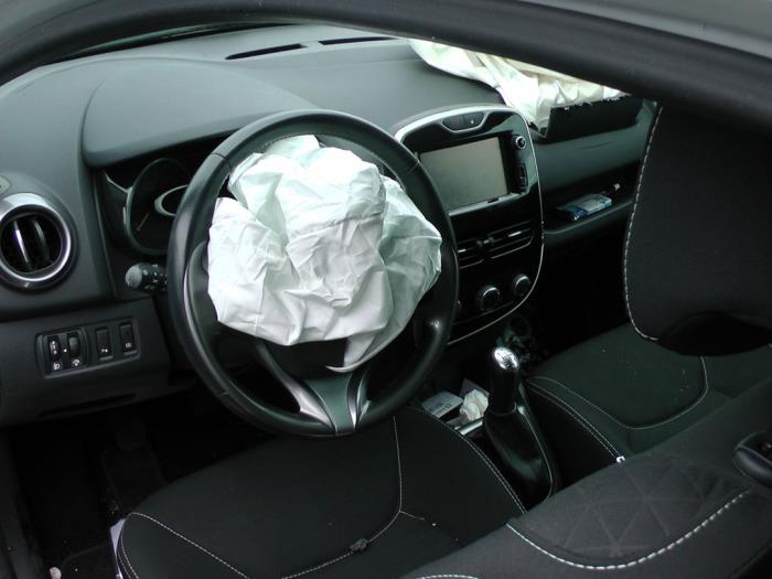 Renault Clio IV 0.9 Energy TCE 90 12V Sloopvoertuig (2016, Wit)