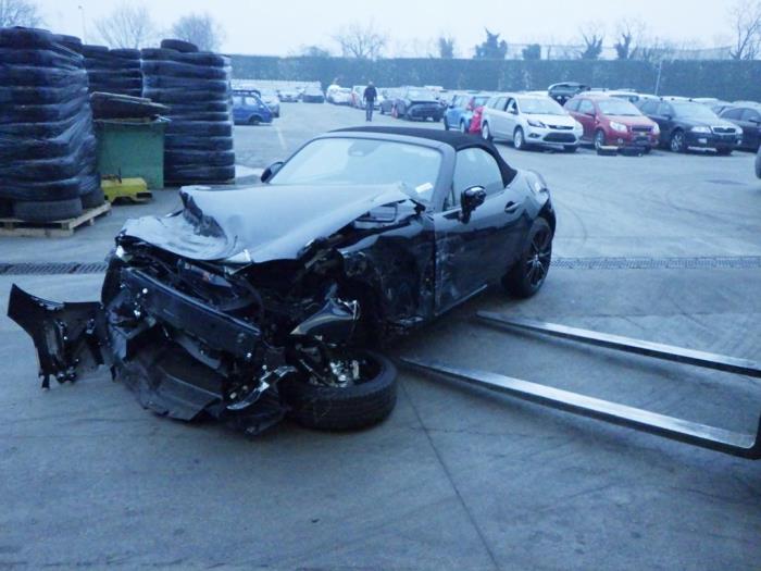 Mazda MX-5 2.0 SkyActiv G-184 16V Sloopvoertuig (2024, Zwart)