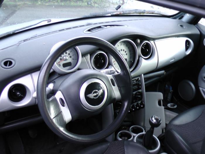 Mini Mini One/Cooper 1.6 16V Cooper Sloopvoertuig (2001, Grijs, Zwart)