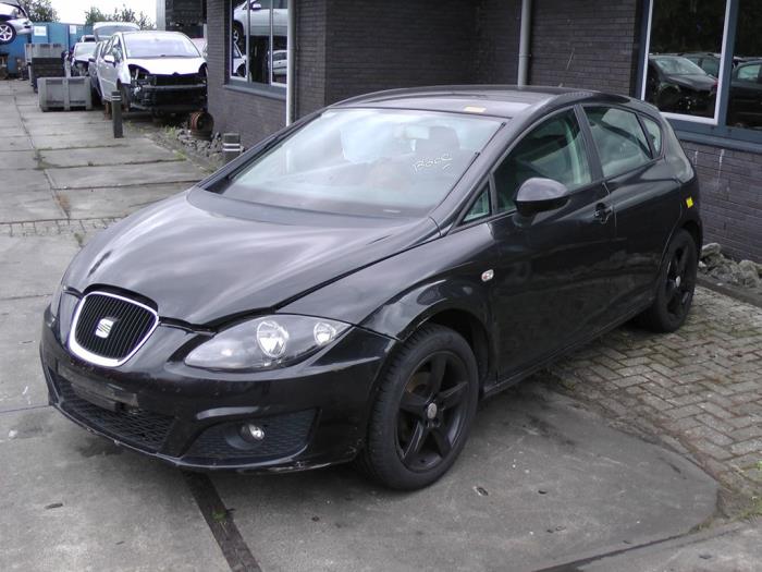 Seat Leon 1.9 TDI 105 Sloopvoertuig (2010, Zwart)