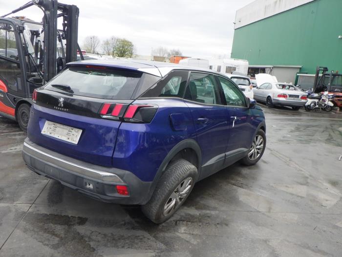Peugeot 3008 II 1.2 12V e-THP PureTech 130 Sloopvoertuig (2017, Blauw)