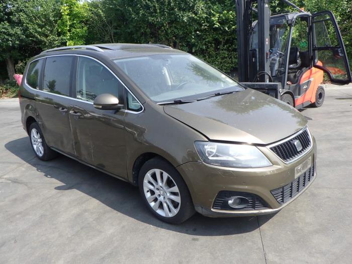 Seat Alhambra 2.0 TDI 16V Sloopvoertuig (2010, Bruin)