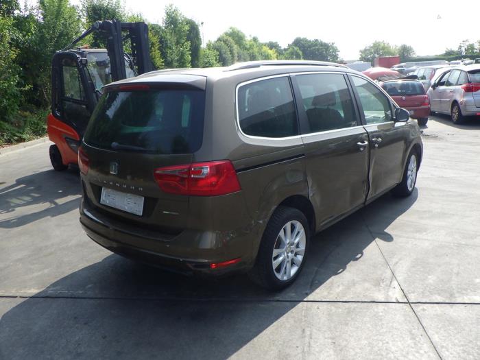 Seat Alhambra 2.0 TDI 16V Sloopvoertuig (2010, Bruin)