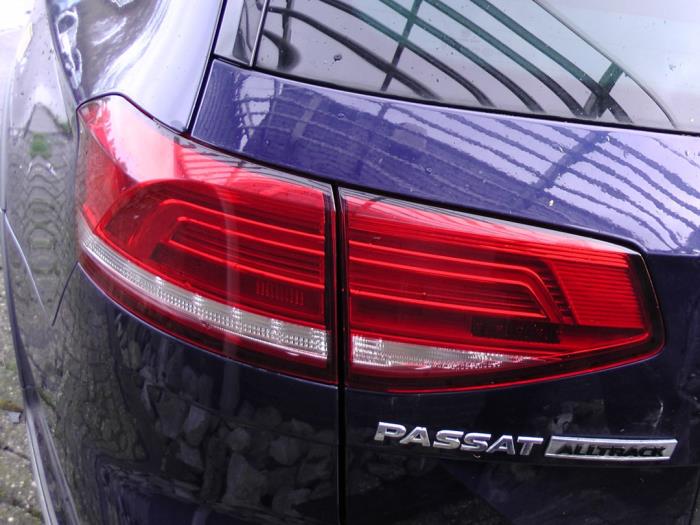 Volkswagen Passat Variant 2.0 TDI 16V 150 Sloopvoertuig (2017, Blauw)