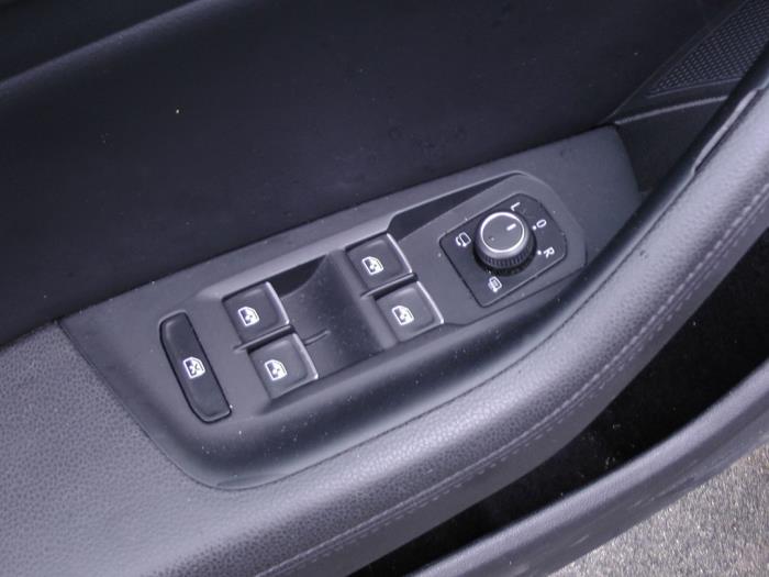 Volkswagen Passat Variant 2.0 TDI 16V 150 Sloopvoertuig (2017, Blauw)