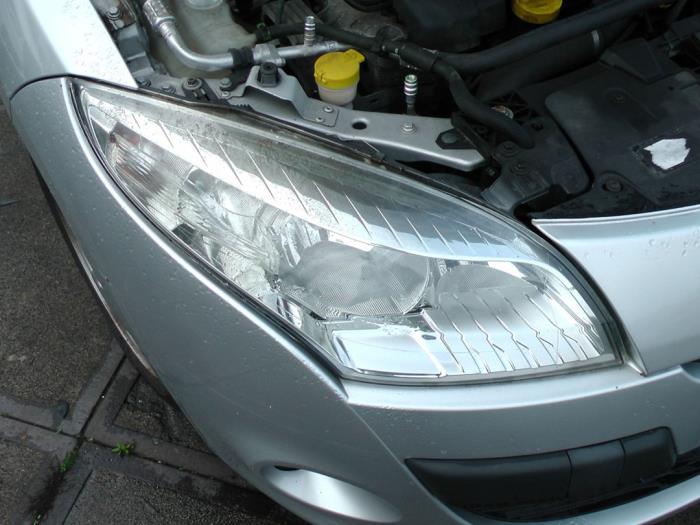 Renault Megane III Grandtour 1.4 16V TCe 130 Sloopvoertuig (2011, Grijs)