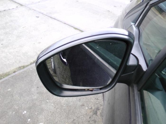 Peugeot 208 I 1.2 Vti 12V PureTech 82 Sloopvoertuig (2017, Blauw)