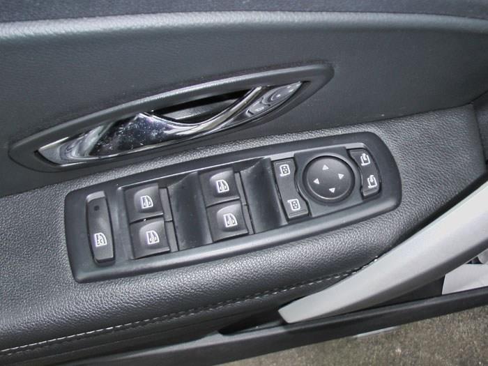 Renault Megane III Grandtour 1.2 16V TCE 115 Sloopvoertuig (2012, Zwart)