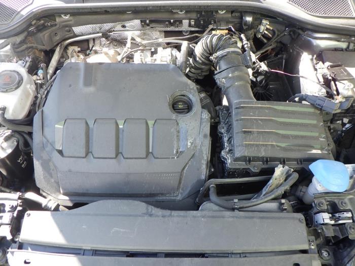 Skoda Octavia Combi 2.0 TDI GreenTec 16V Sloopvoertuig (2024, Grijs)