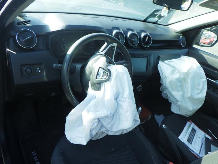 Dacia Duster 1.6 16V Sloopvoertuig (2019, Blauw)