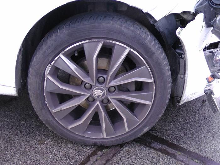 Skoda Rapid 1.2 TSI 16V Sloopvoertuig (2015, Wit)