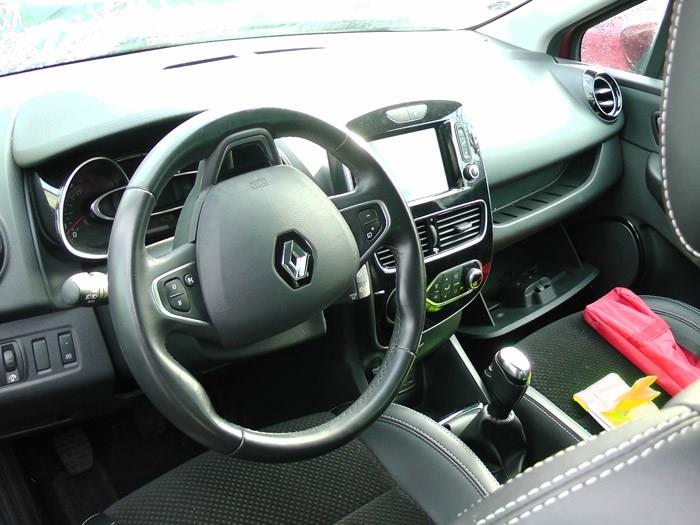 Renault Clio IV 0.9 Energy TCE 90 12V Sloopvoertuig (2016, Rood)