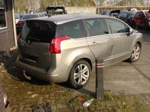 Peugeot 5008 I 1.6 VTI 16V Sloopvoertuig (2011, Grijs)