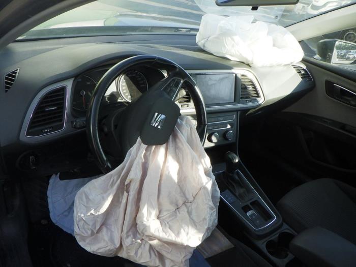 Seat Leon 2.0 TDI Ecomotive 16V Sloopvoertuig (2020, Grijs)