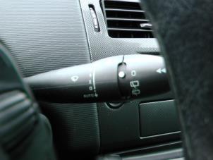 Citroen C4 Berline 1.6 16V VTi 120 Sloopvoertuig (2009, Grijs)
