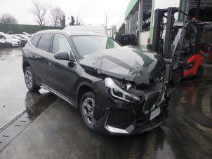 BMW iX1 eDrive20 67 kWh Sloopvoertuig (2025, Zwart)