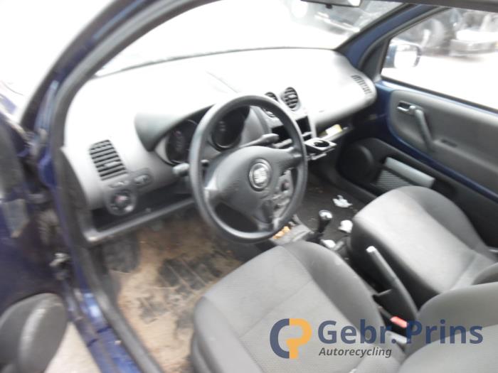 Seat Arosa (6H1) 1.4i (sloop, bouwjaar 2002, kleur Blauw