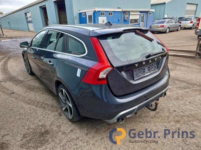 Volvo V60 I 1.6 T3 16V Sloopvoertuig (2012, Grijs)