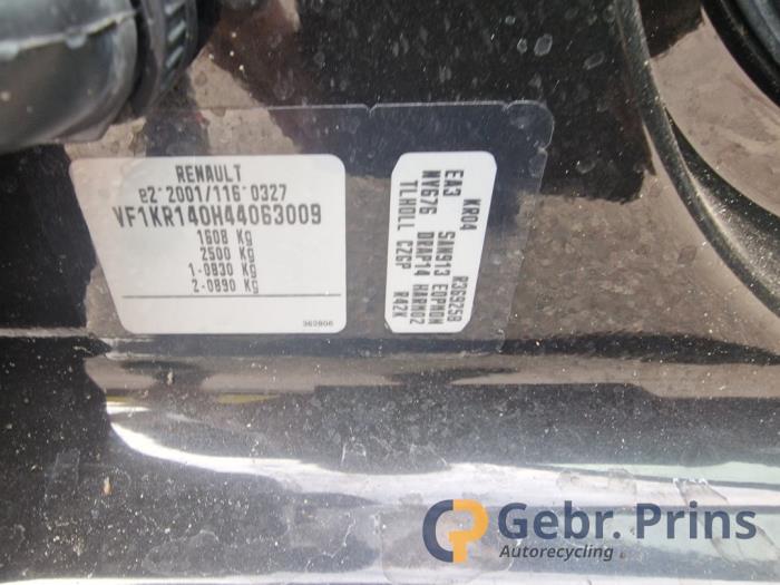 Renault Clio III Estate/Grandtour 1.2 16V TCE 100 Sloopvoertuig (2010, Zwart)