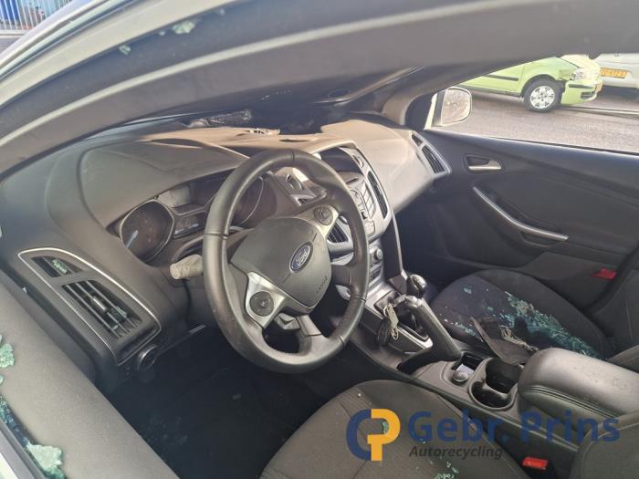 Ford Focus 3 Wagon 1.0 Ti-VCT EcoBoost 12V 100 Sloopvoertuig (2013, Zwart)